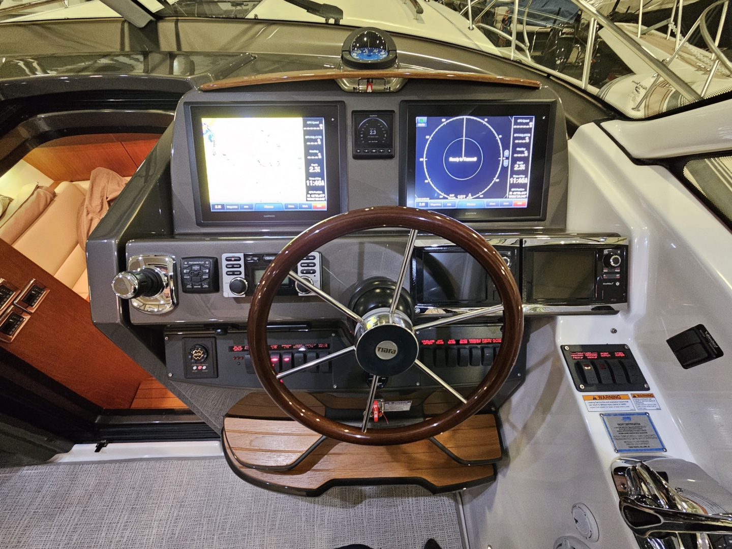 43ft Tiara Yachts Yacht For Sale