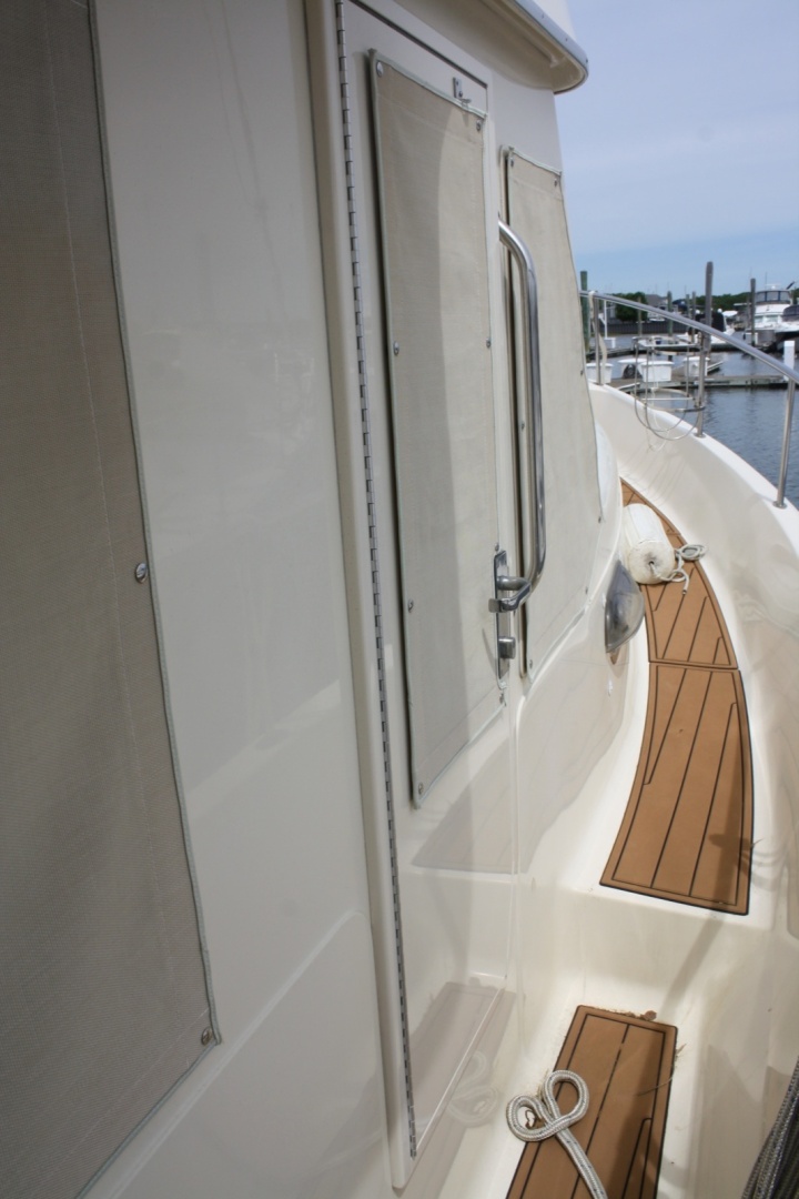 Rosalita 34ft Mainship Yacht For Sale