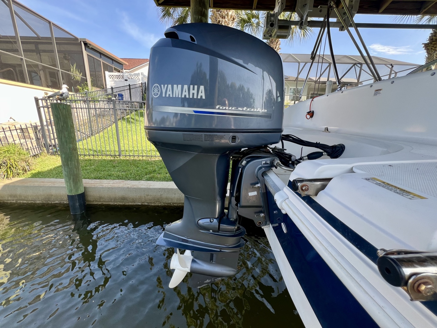 2013 Hurricane SunDeck 187 OB