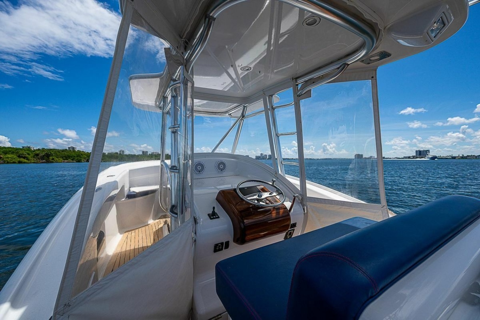 CANDY RIDE 29ft Winter Custom Yachts Yacht For Sale