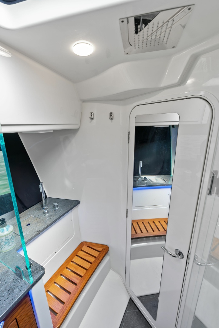 Boston Whaler 405 Conquest - Photo 37