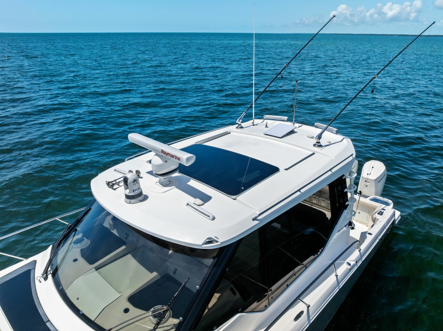 Boston Whaler 405 Conquest - Photo 8