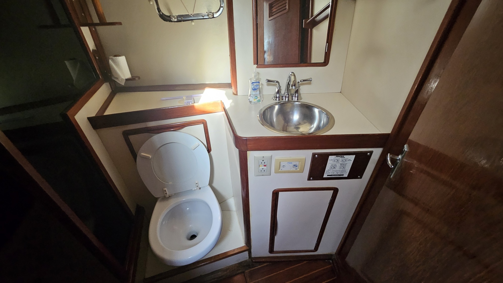 54ft Irwin Yacht For Sale