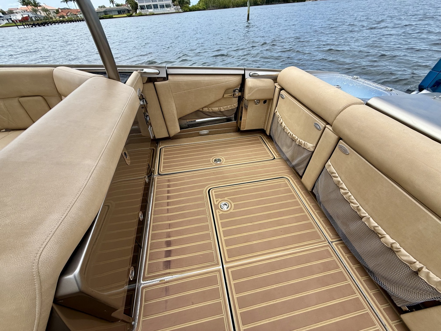 2020 Nor-Tech 550 SPORT CENTER CONSOLE