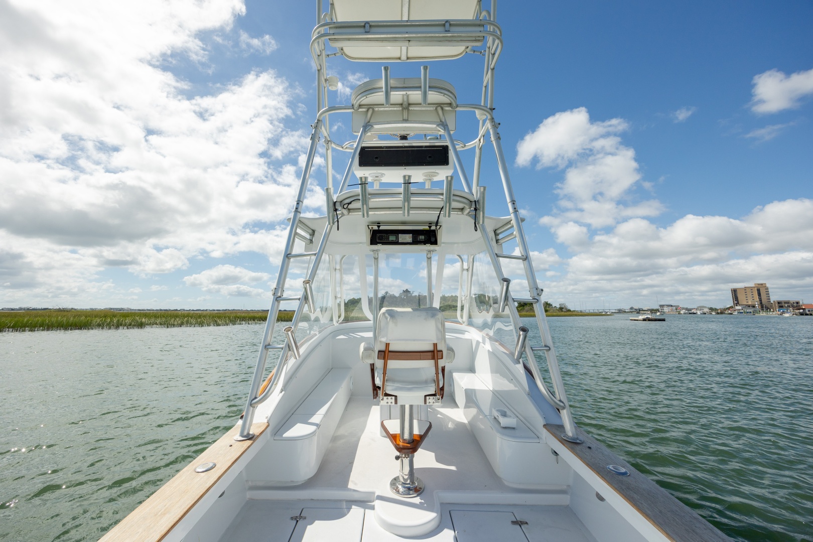 26ft Custom Carolina Yacht For Sale