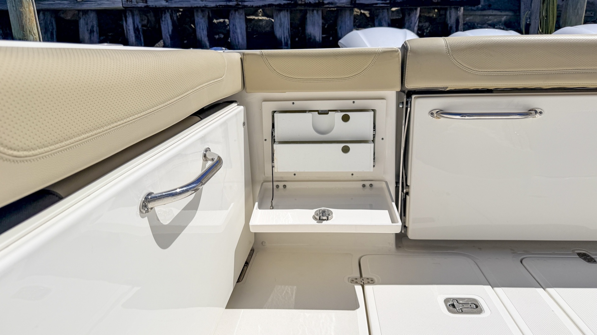 38ft Pursuit Yacht For Sale