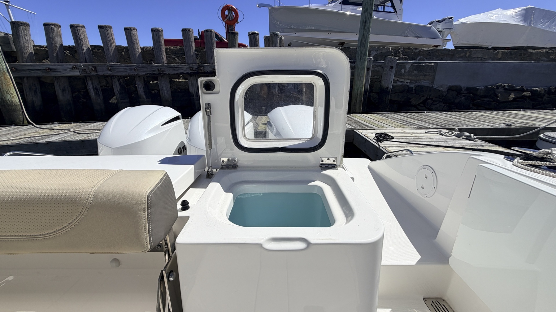 38ft Pursuit Yacht For Sale