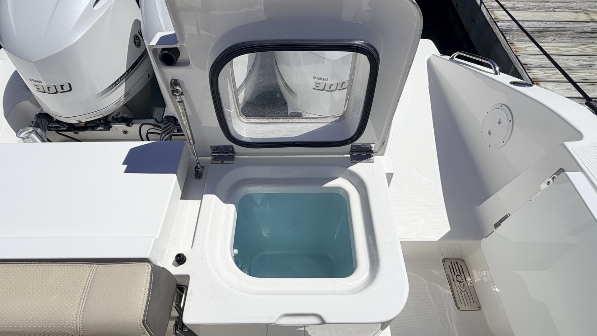 38ft Pursuit Yacht For Sale