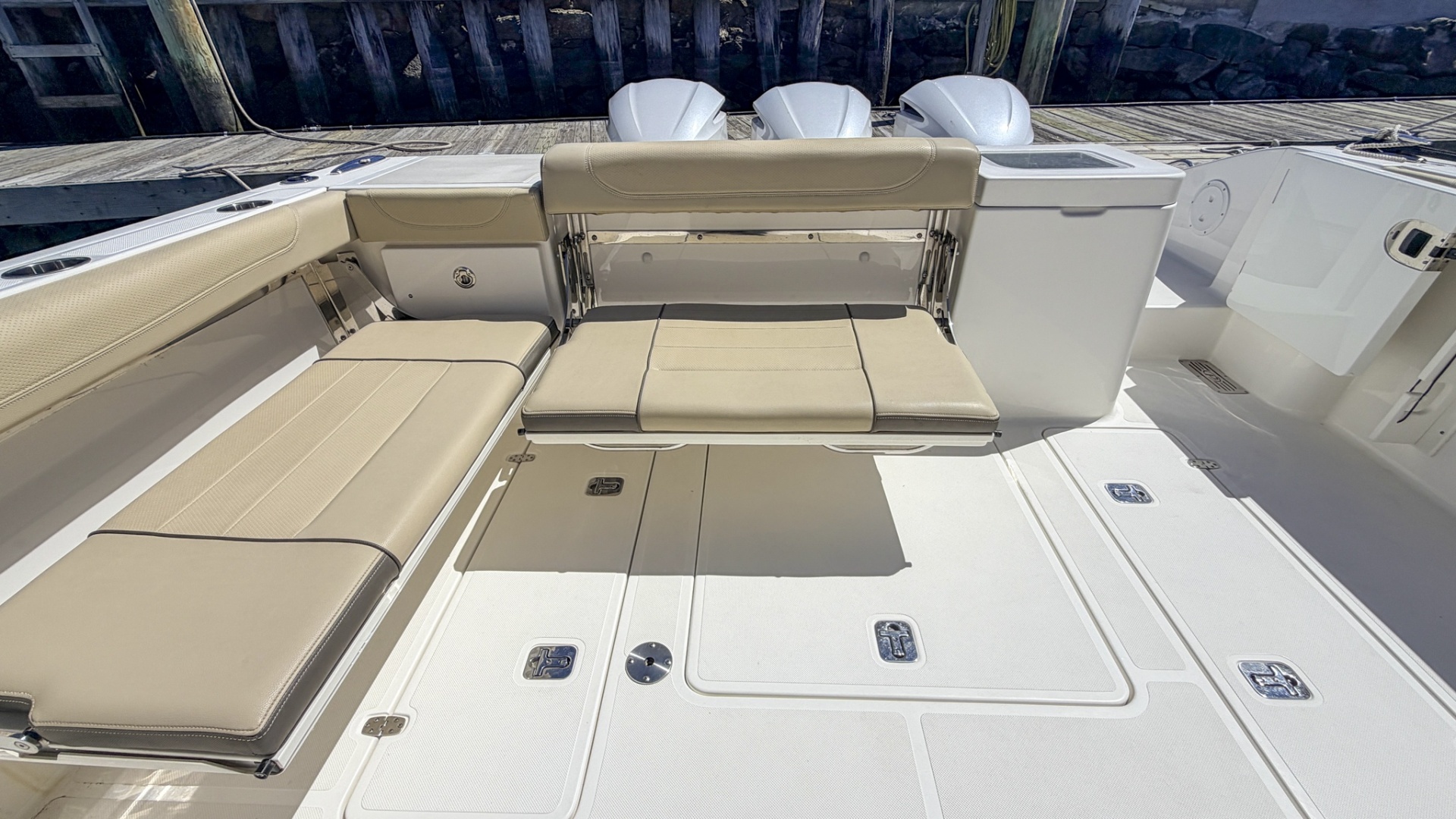 38ft Pursuit Yacht For Sale