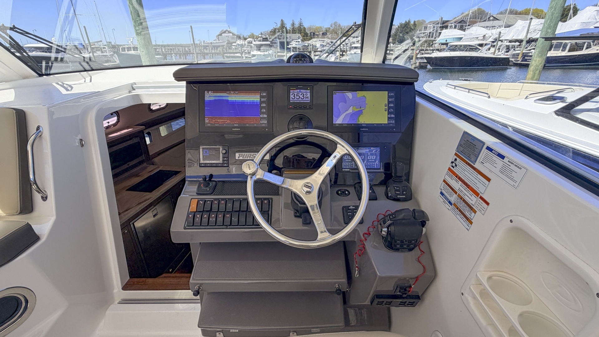 38ft Pursuit Yacht For Sale