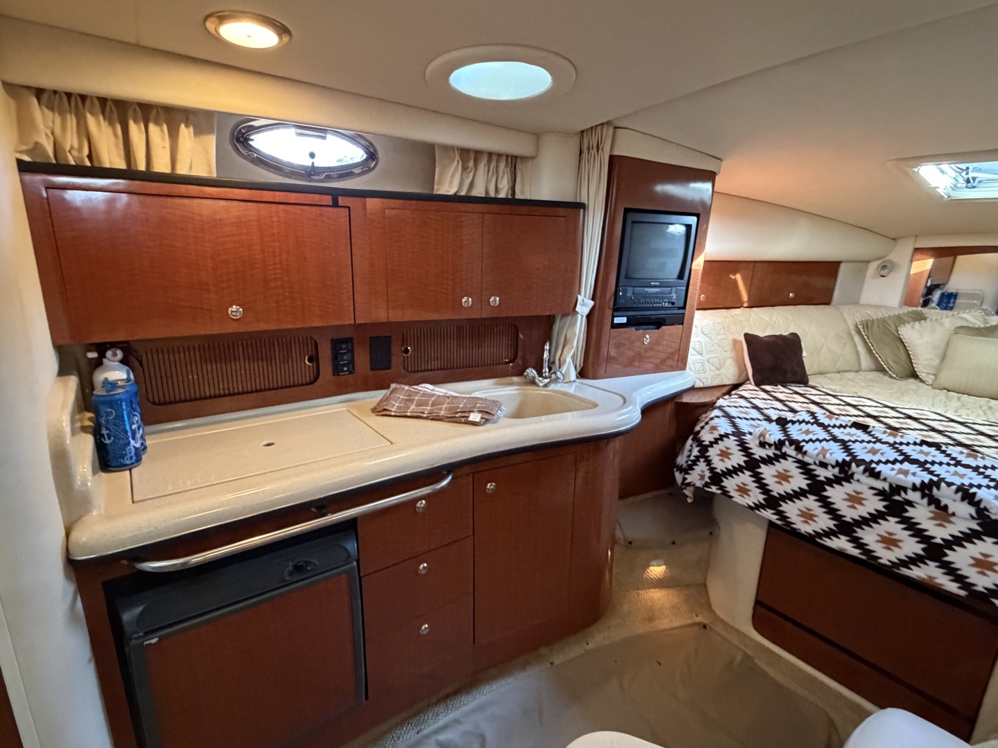 2003 Sea Ray 320 Sundancer