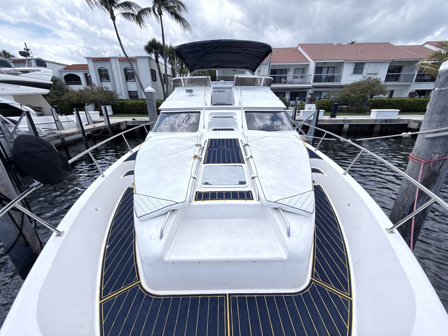 2001 Sea Ray 450 Express Bridge