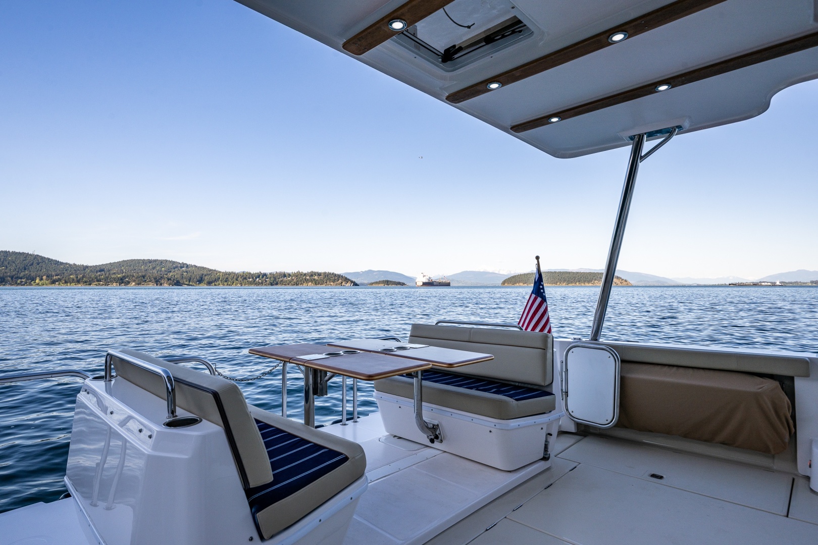 2020 Ranger Tugs R-41 CB