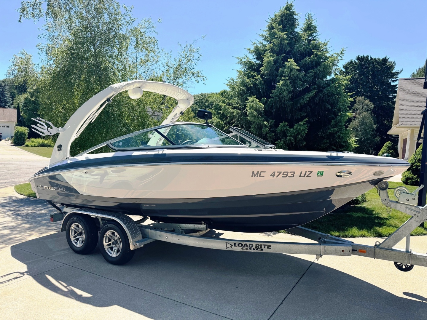 2019 Regal 2100 Bowrider