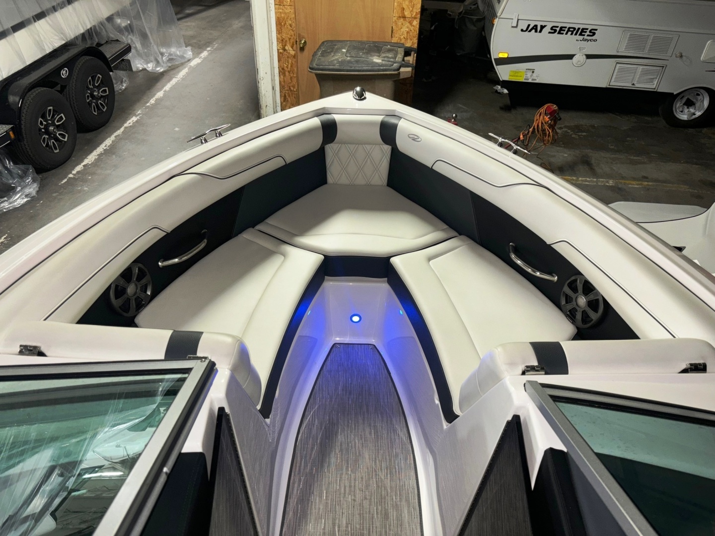 2019 Regal 2100 Bowrider