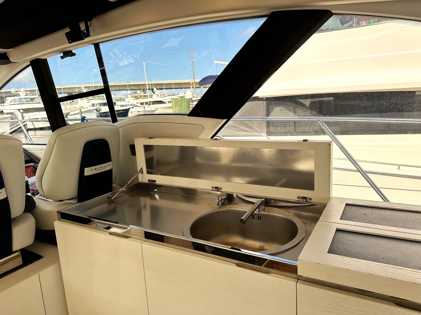 2015 Azimut 55S