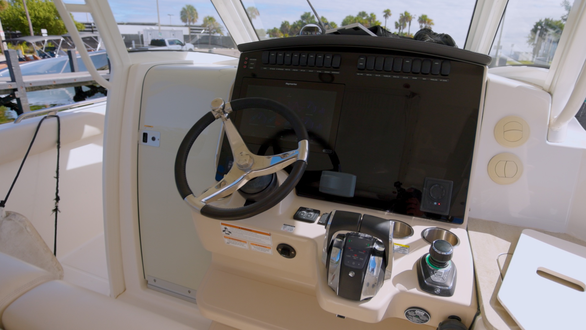 35ft Boston Whaler Yacht For Sale