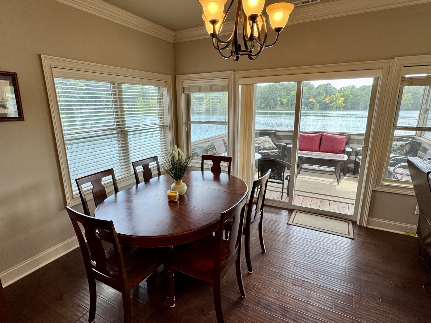 2010 Custom Floating Cabin - Approx 1340sqft