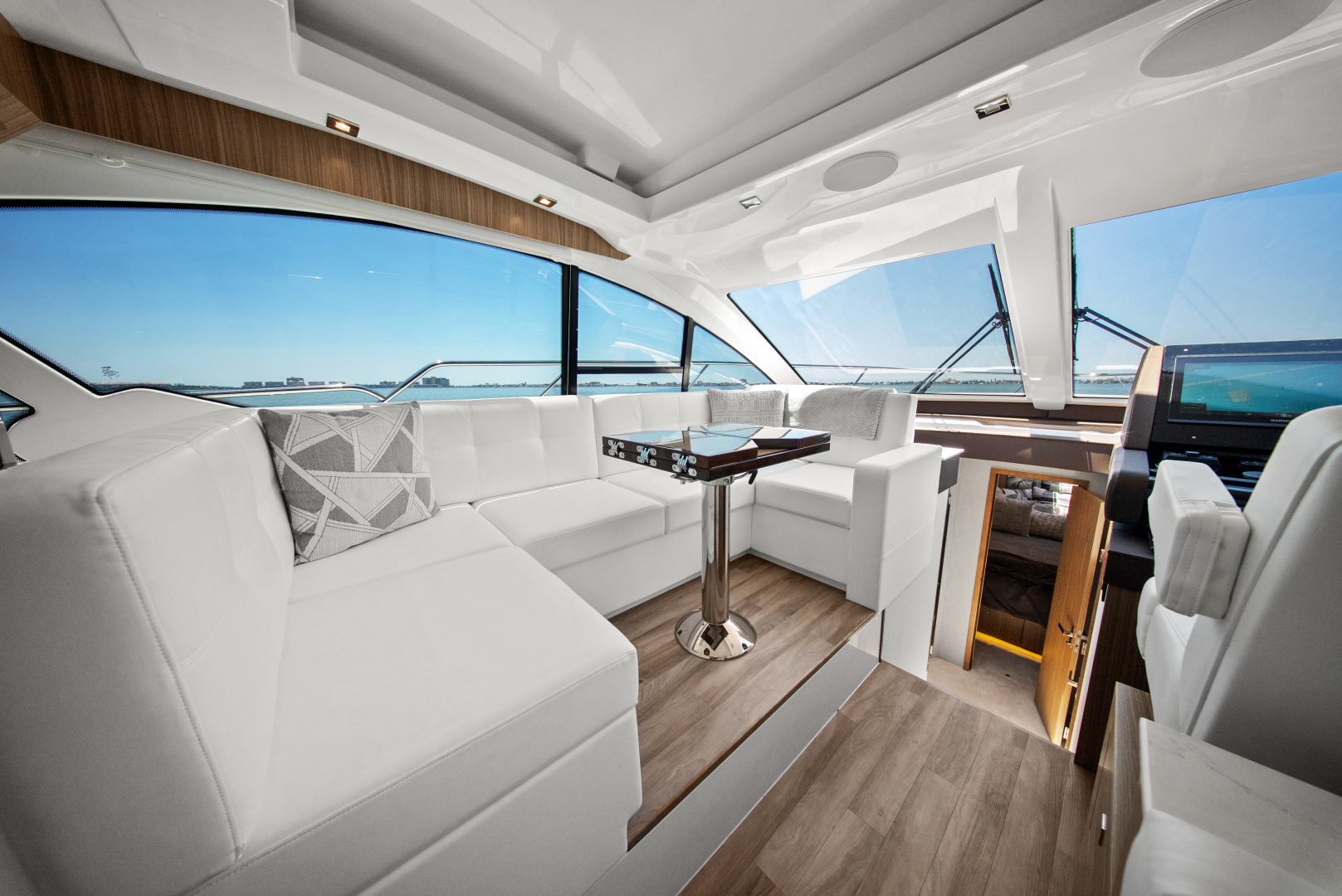 Cruisers Yachts 50 Cantius - Photo 42