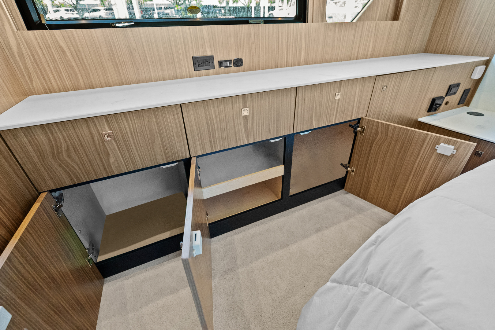 Cruisers Yachts 50 Cantius - Photo 52