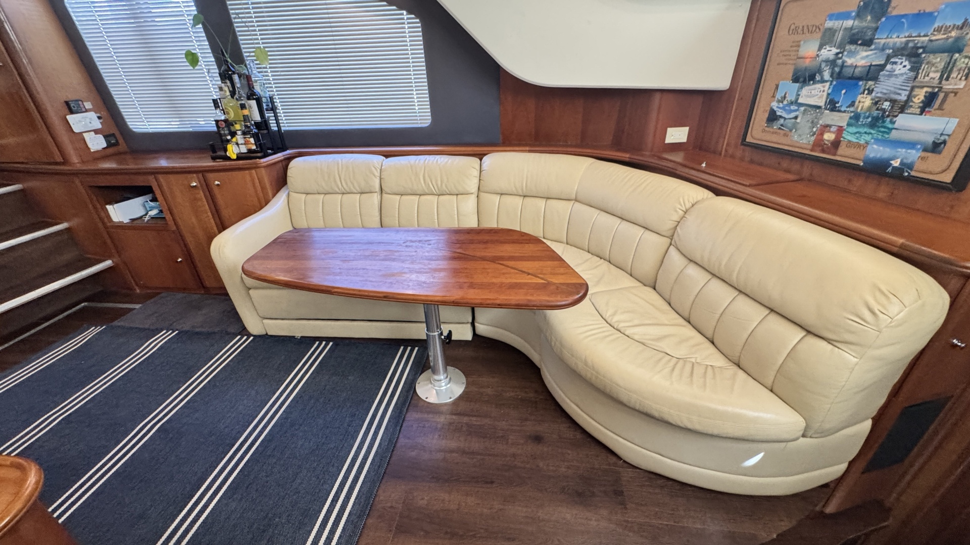 Turn the Paige 43ft Silverton Yacht For Sale