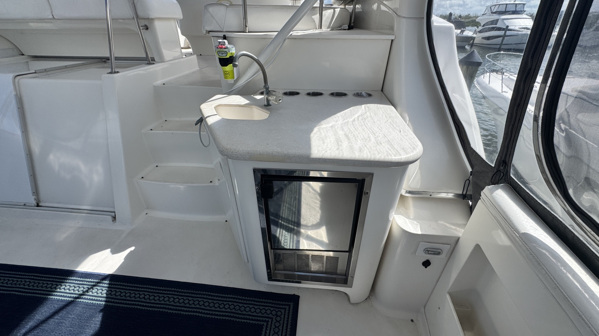 Turn the Paige 43ft Silverton Yacht For Sale
