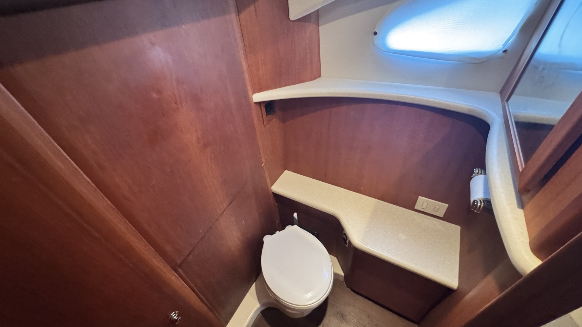 Turn the Paige 43ft Silverton Yacht For Sale