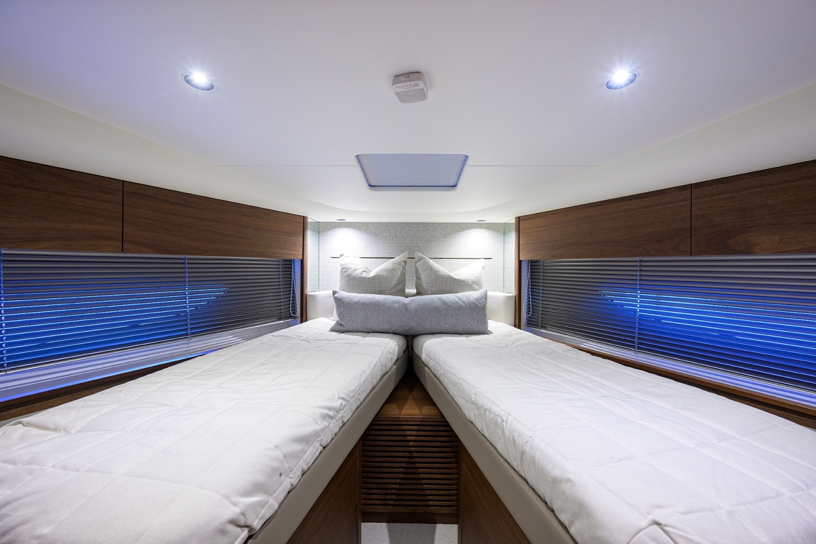 Princess 50 Everlong - Interior Stateroom