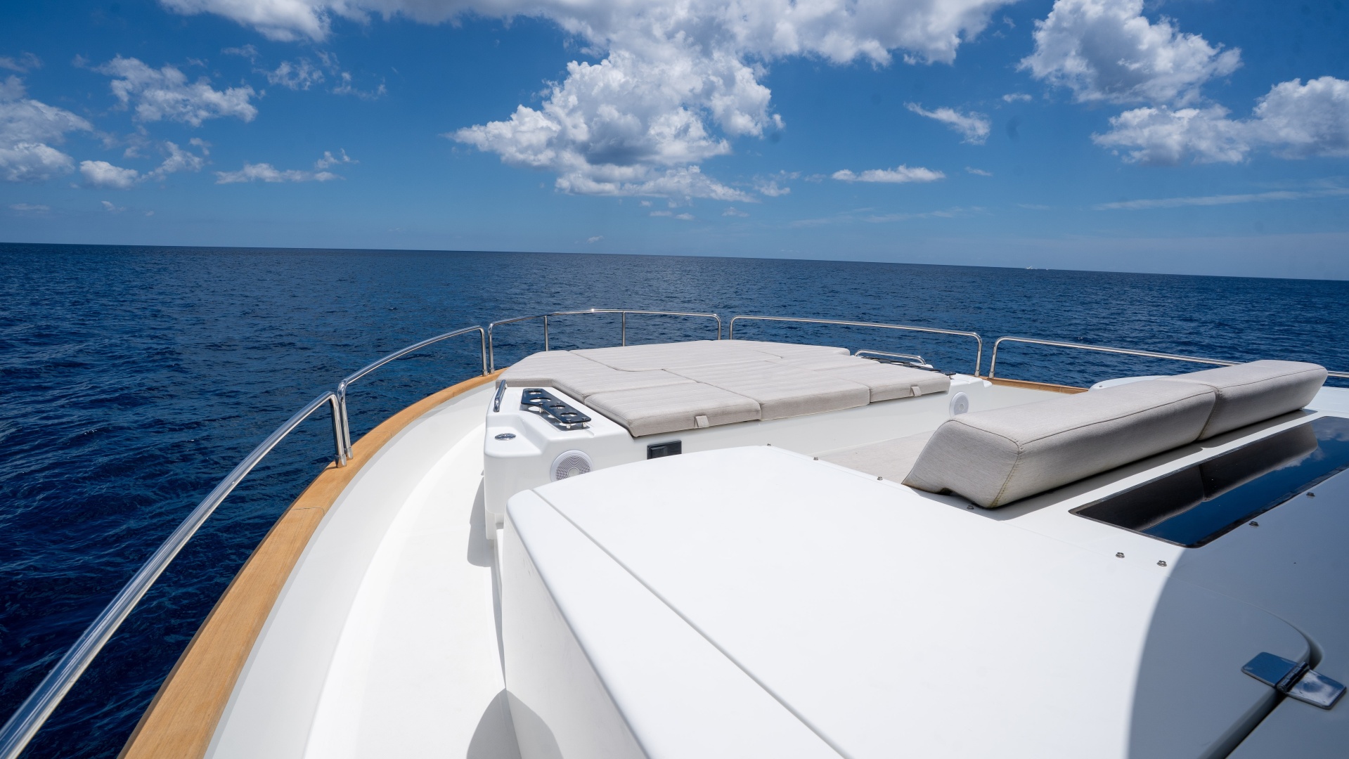 2025 Sirena 58