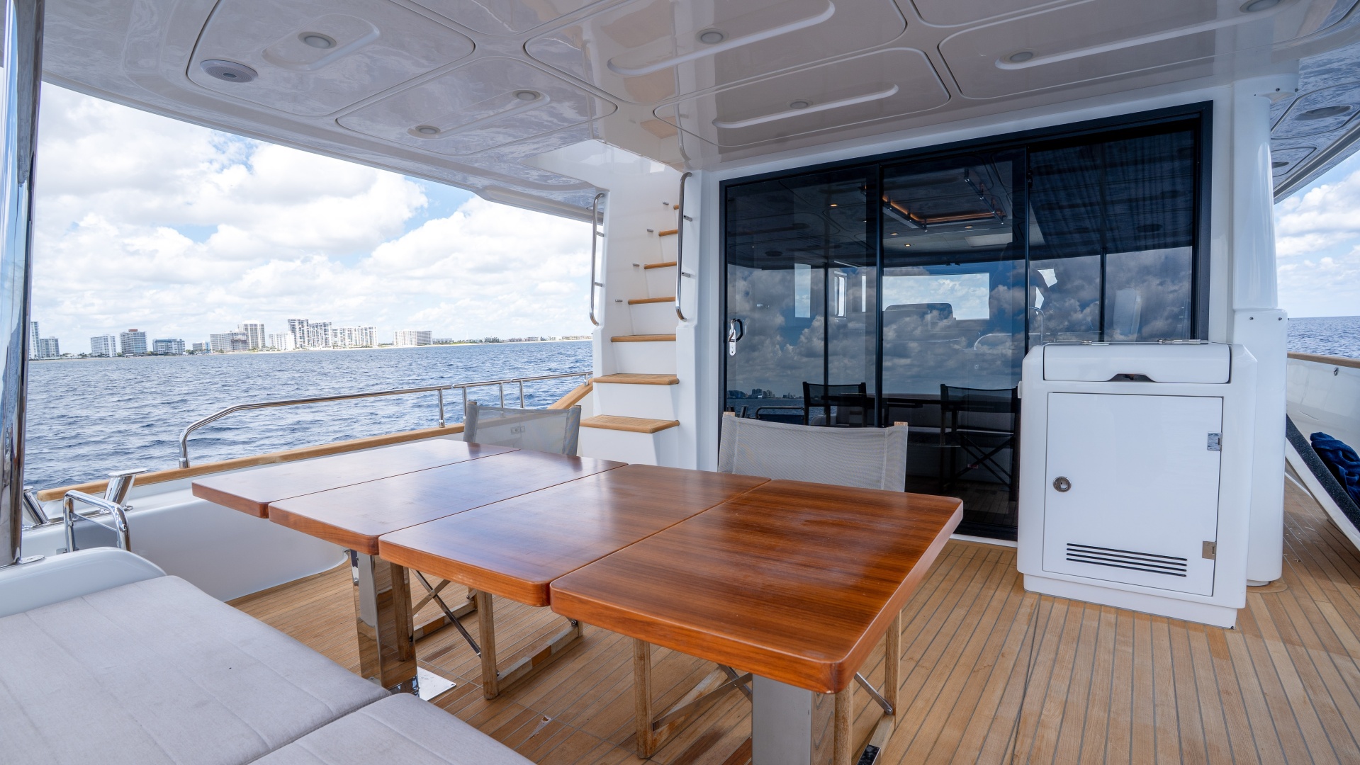 2025 Sirena 58