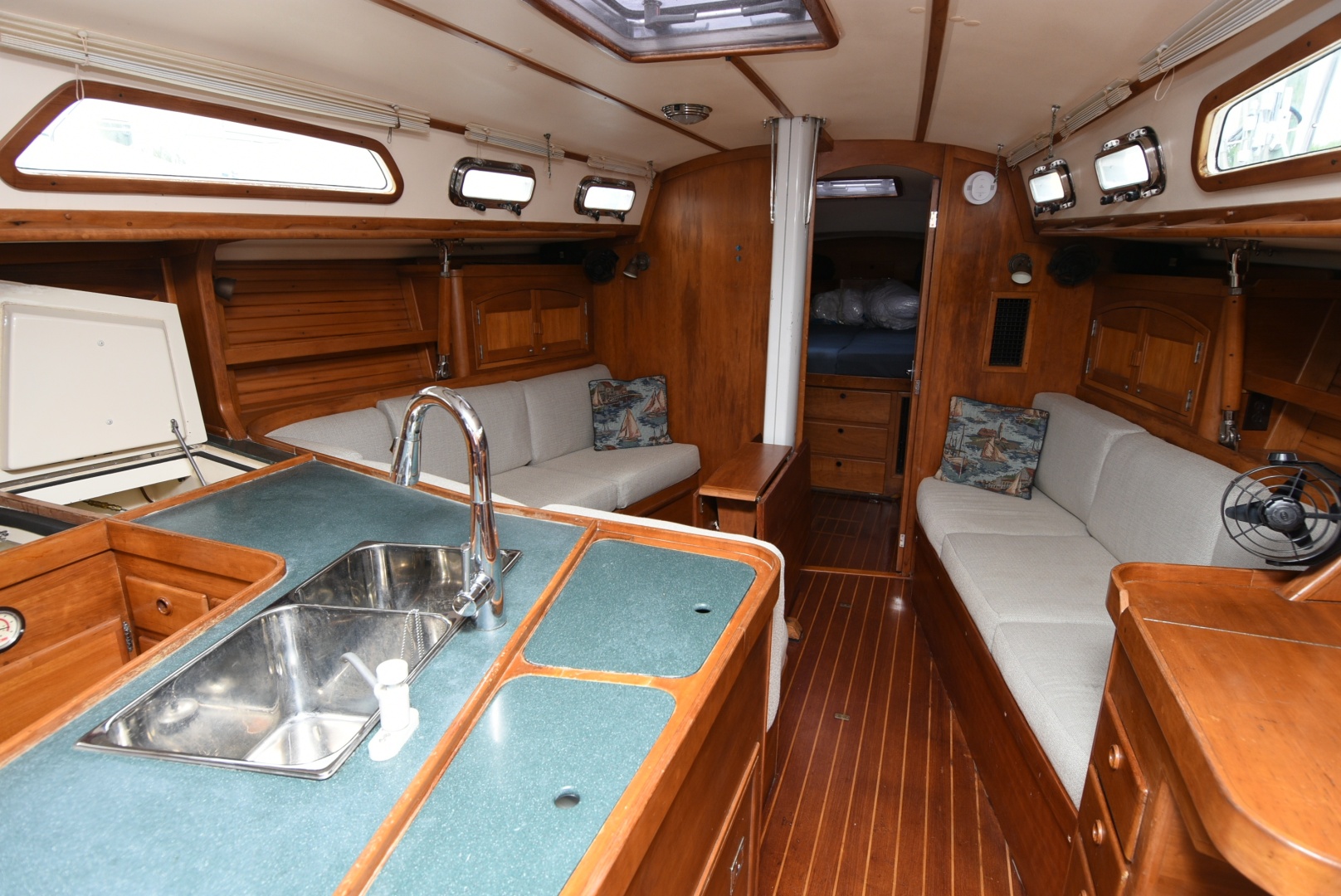 1996 Sabre 402