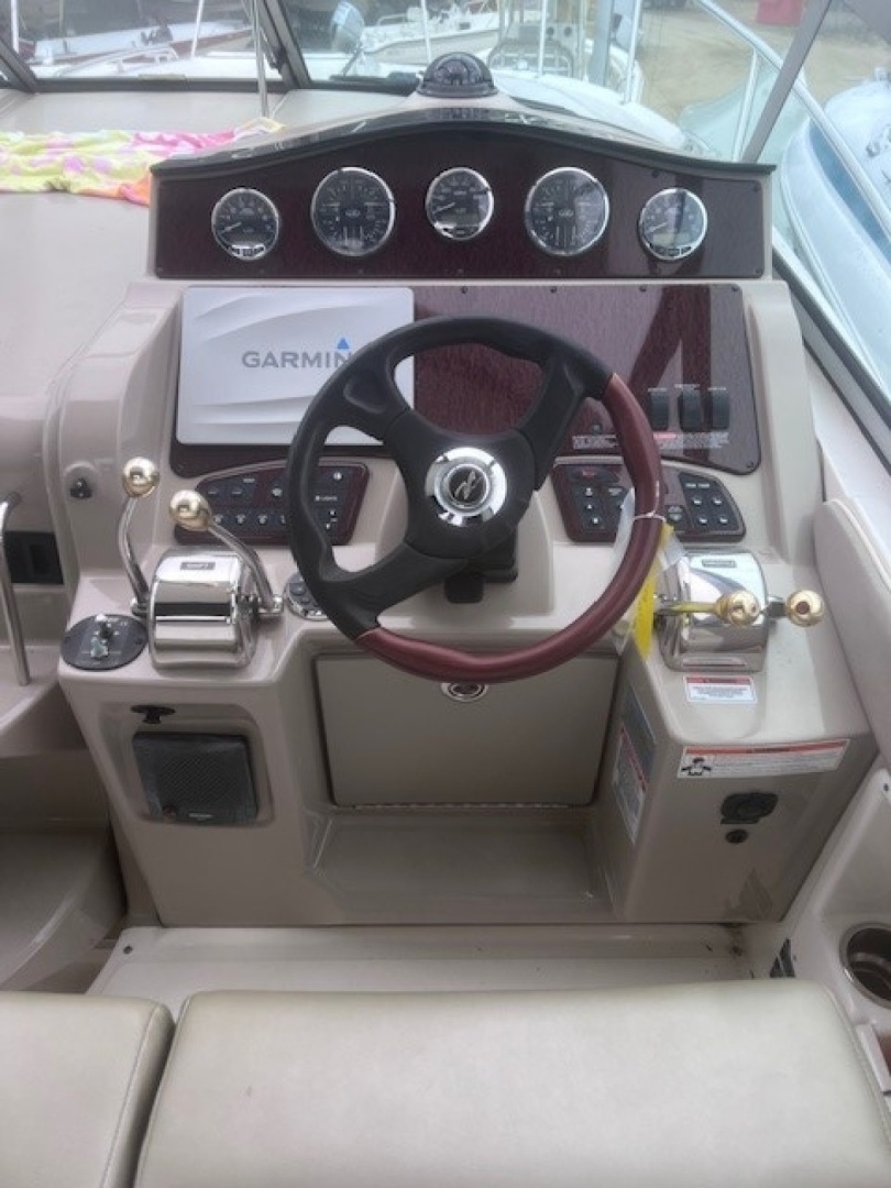 GAELIC STORM 31ft Sea Ray Yacht For Sale