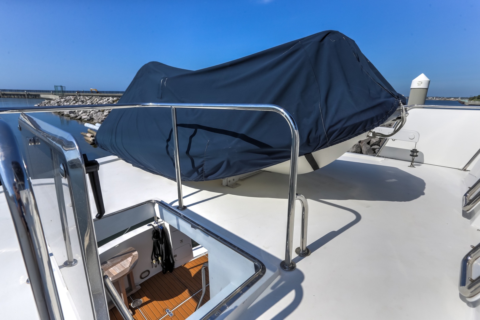 2003 Jefferson 57 Pilothouse