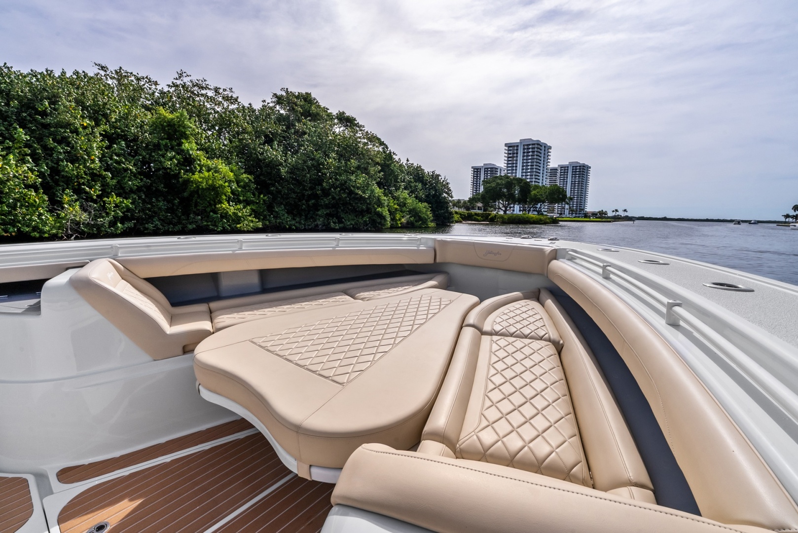 2024 Yellowfin 54 Offshore