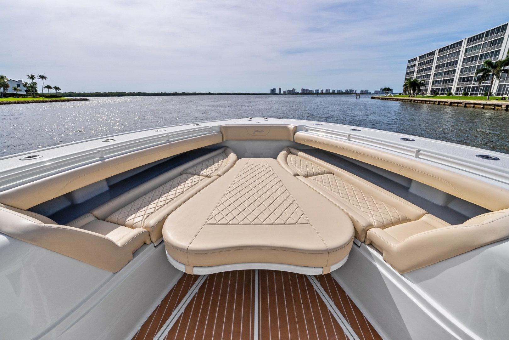 2024 Yellowfin 54 Offshore