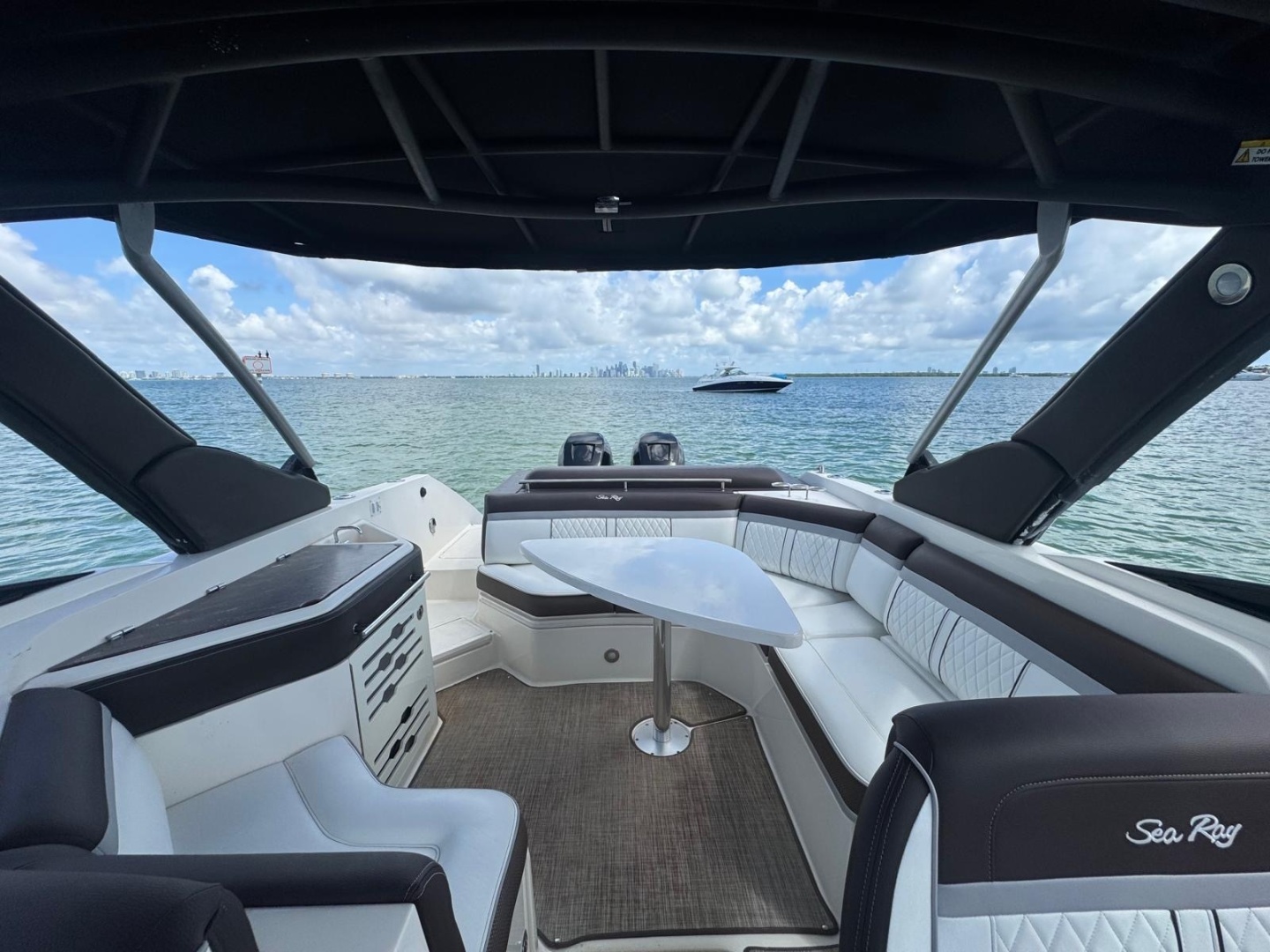 2017 Sea Ray 