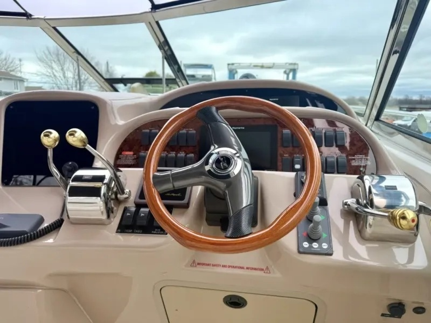2004 Sea Ray 360 SUNDANCER