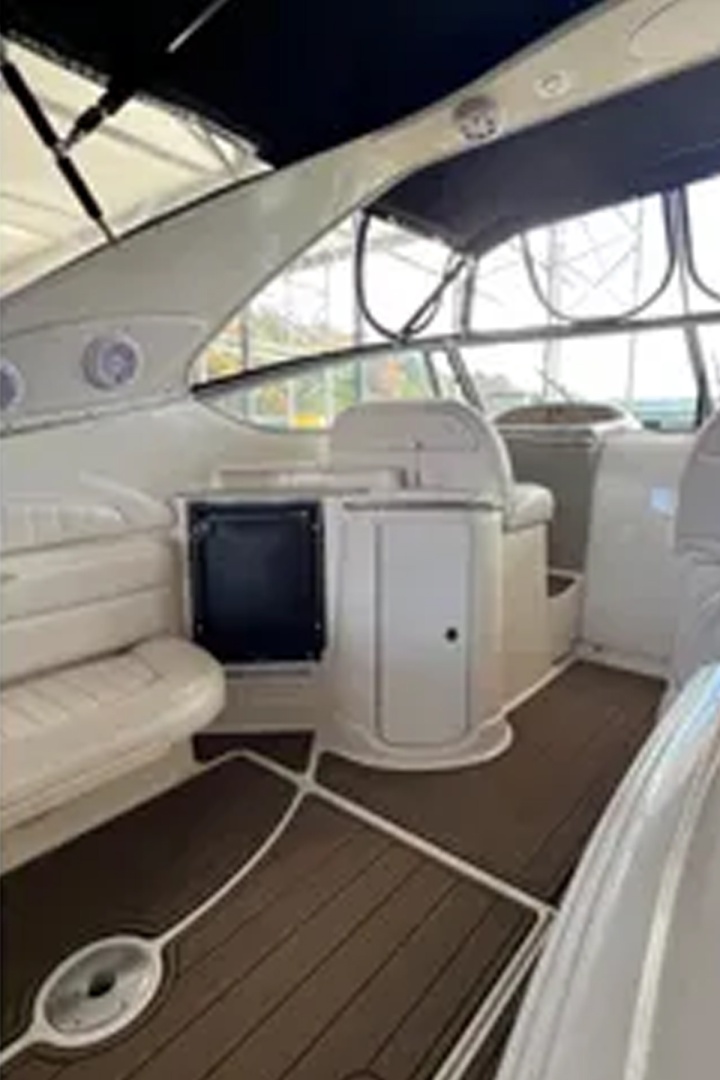 Bull Ship 43ft Maxum Yacht For Sale