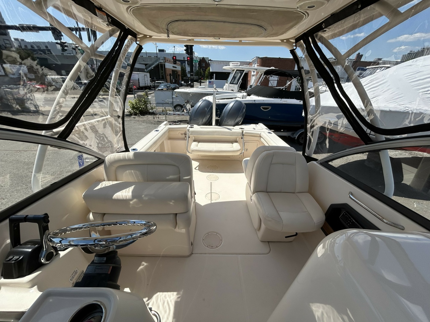 2016 Grady-White 255 Freedom