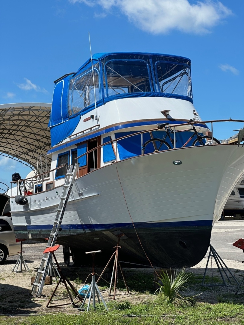 36ft Albin Yacht For Sale