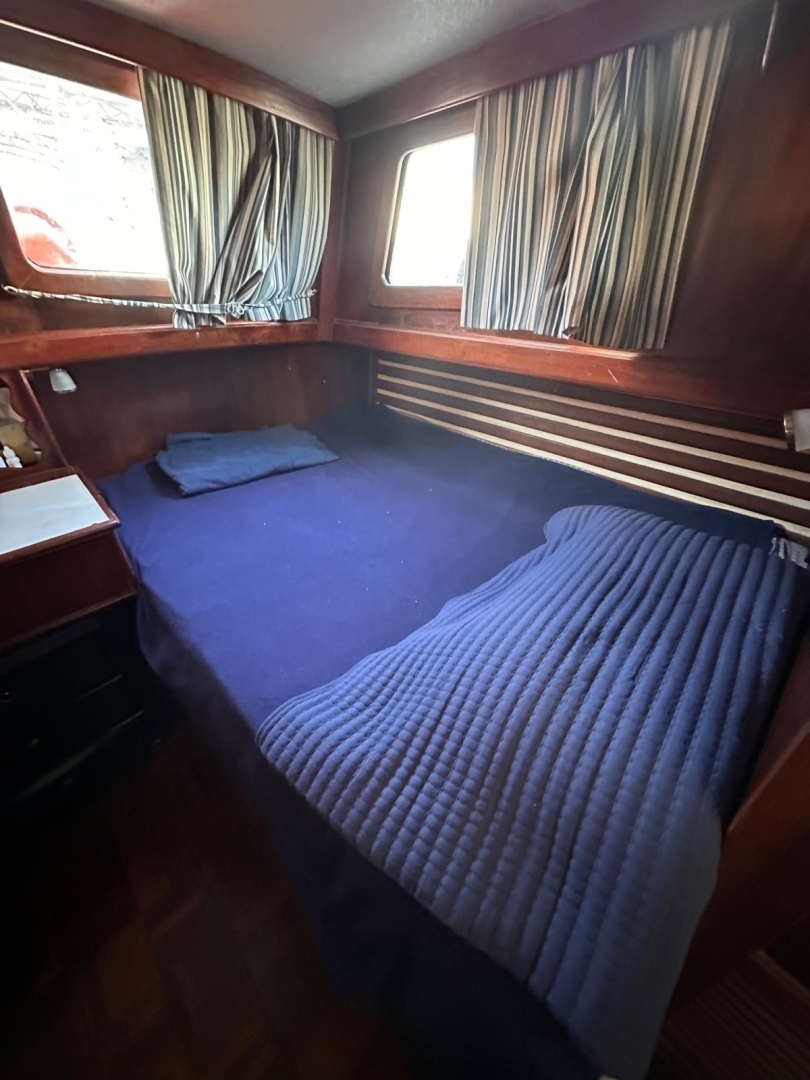 36ft Albin Yacht For Sale