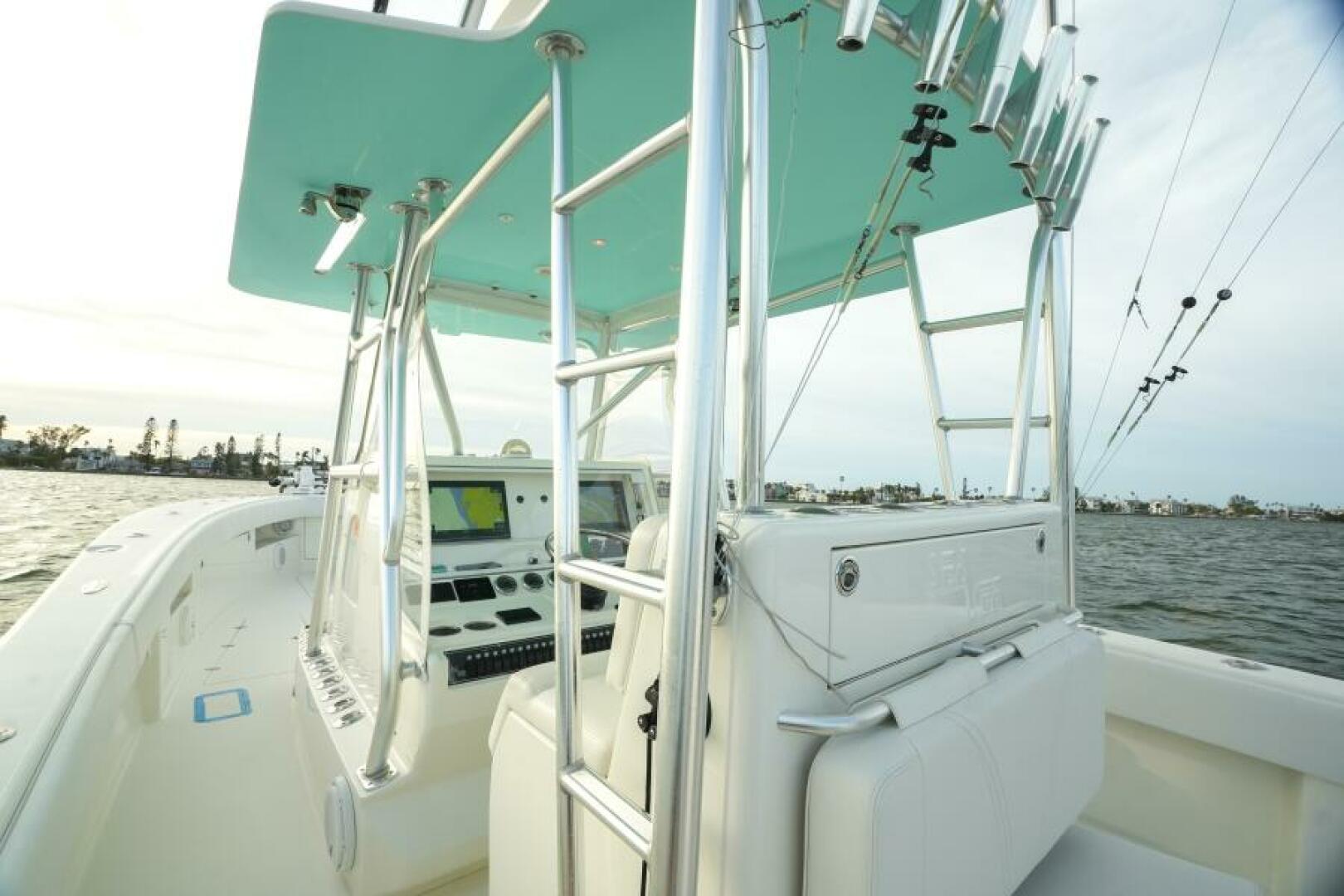 2013 SeaVee 390