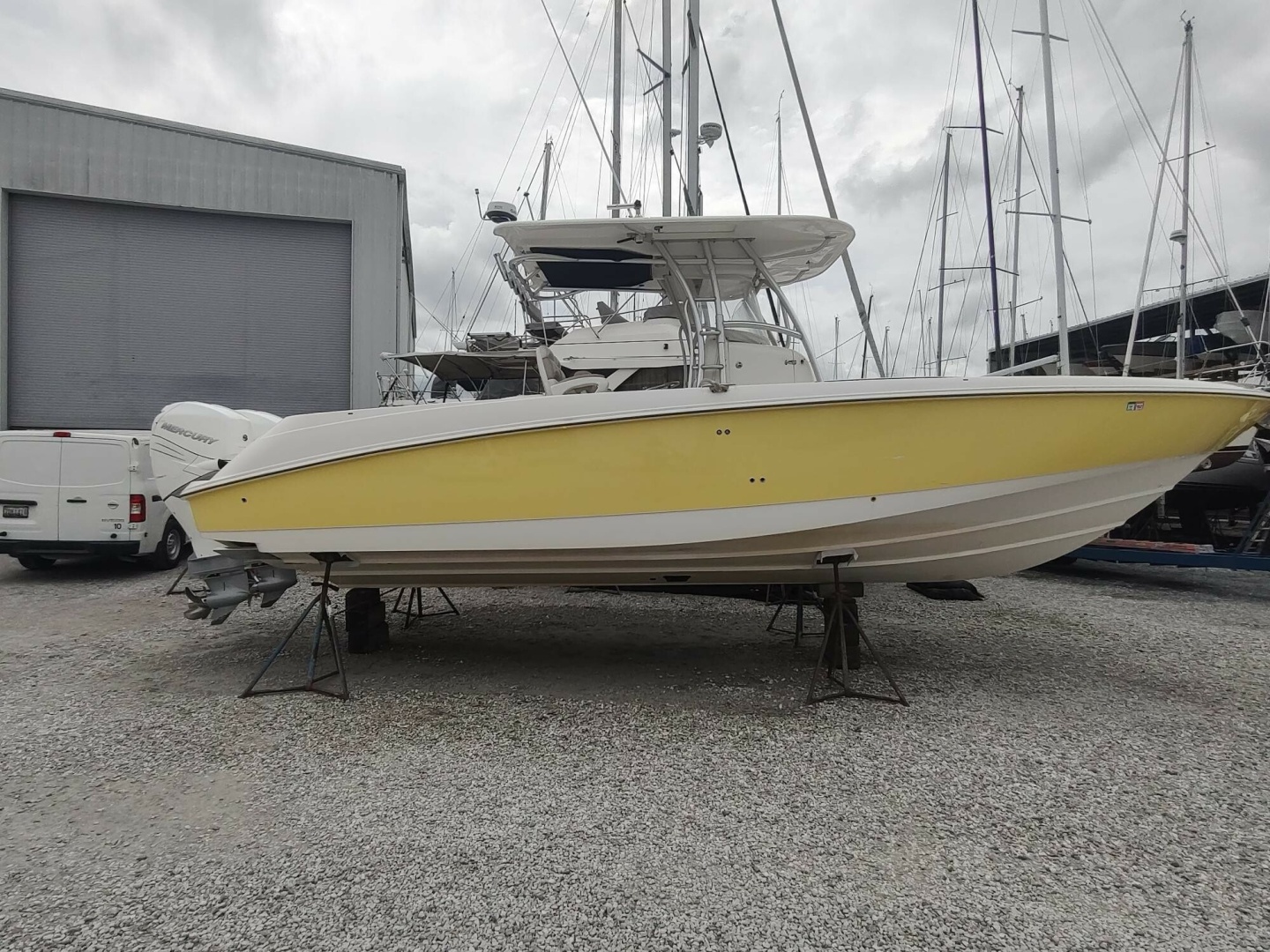 2006 Boston Whaler 320 Outrage
