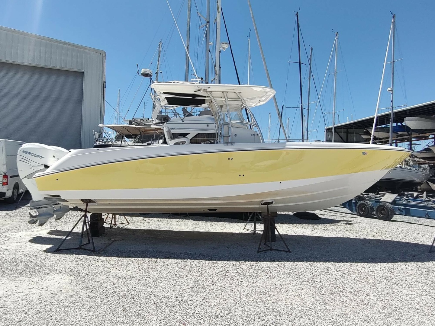 2006 Boston Whaler 320 Outrage