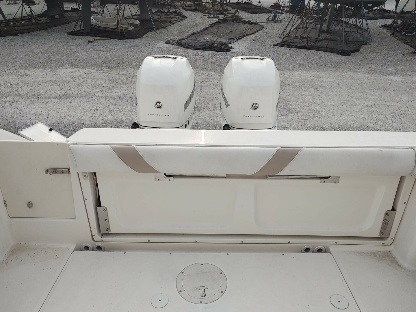 2006 Boston Whaler 320 Outrage