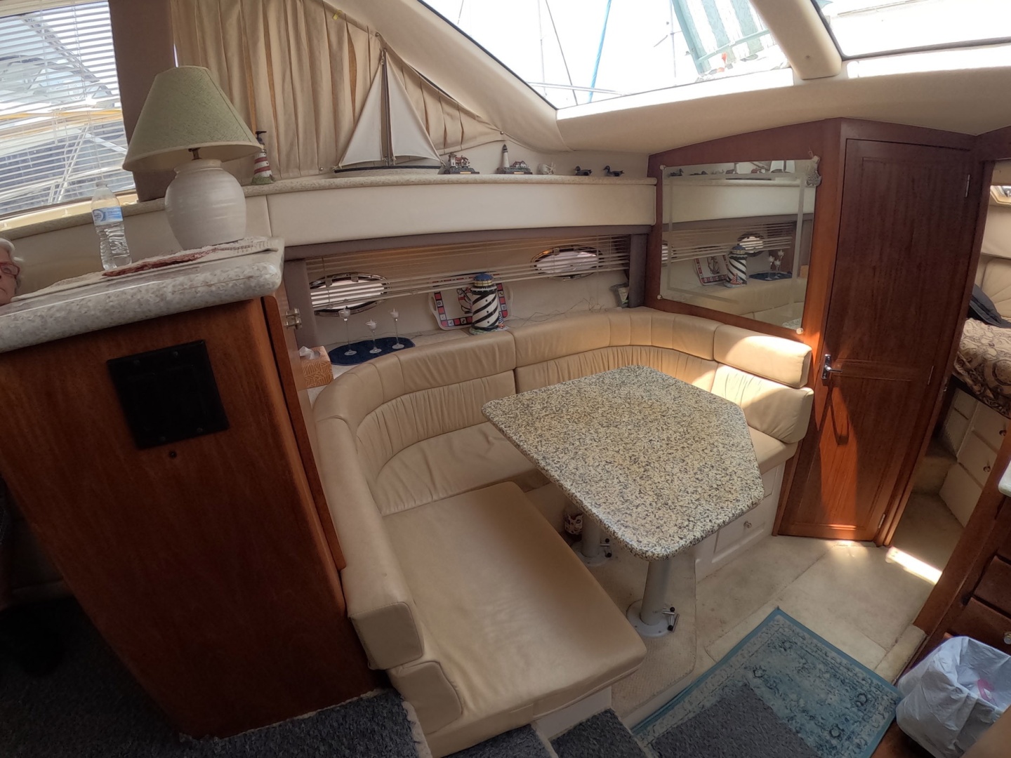 BRITER HORIZON 40ft Carver Yacht For Sale