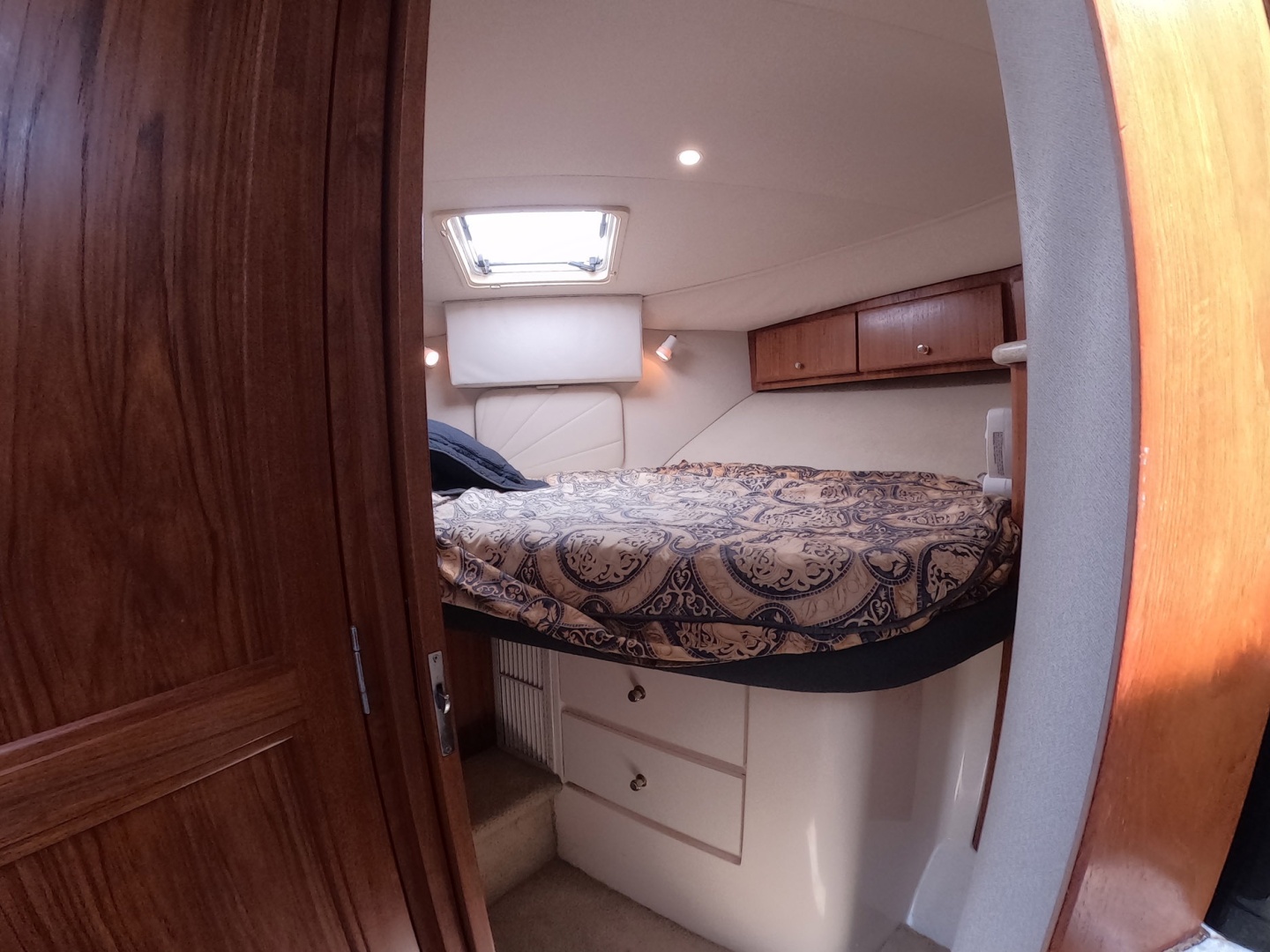 BRITER HORIZON 40ft Carver Yacht For Sale