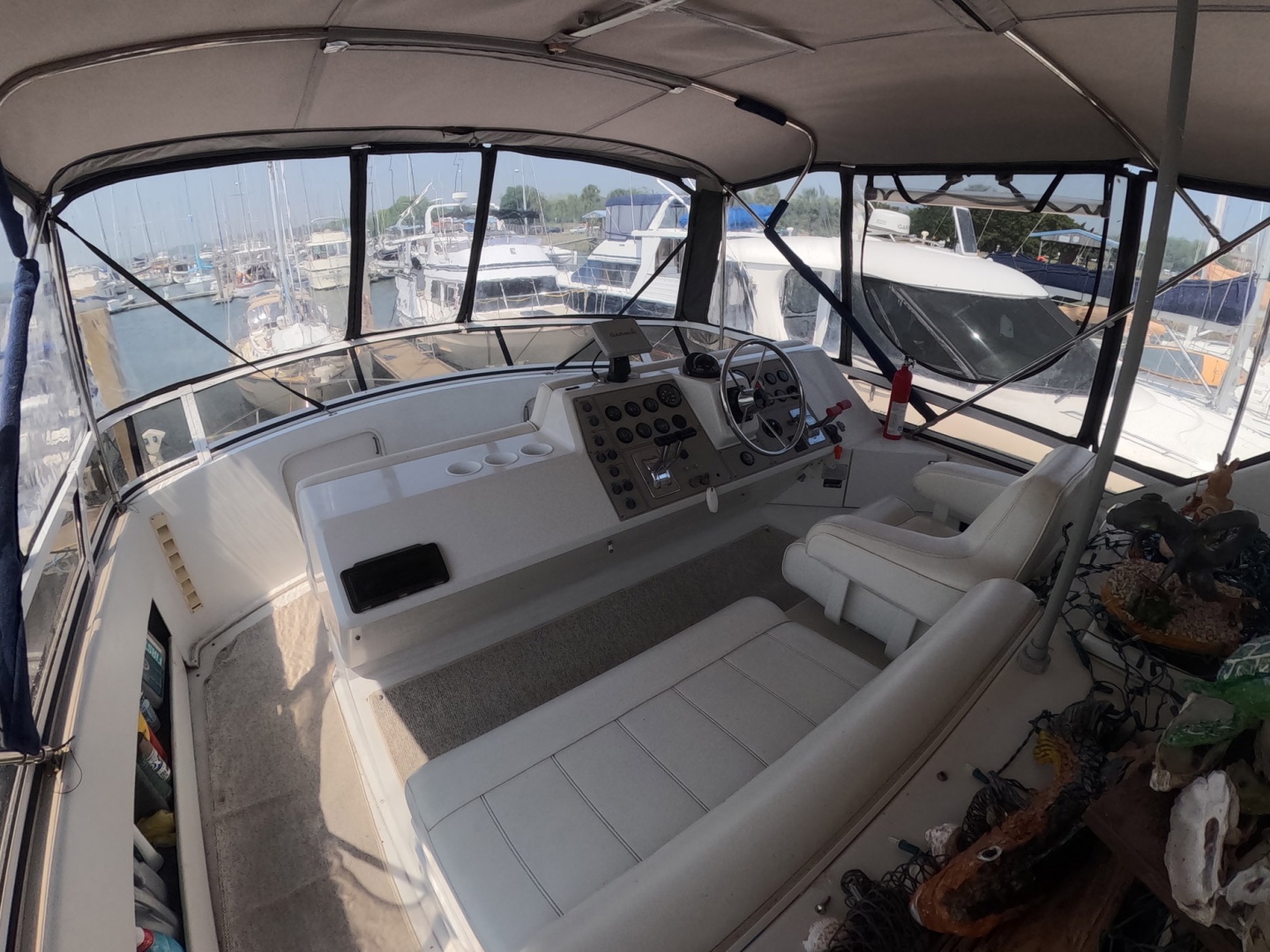 BRITER HORIZON 40ft Carver Yacht For Sale