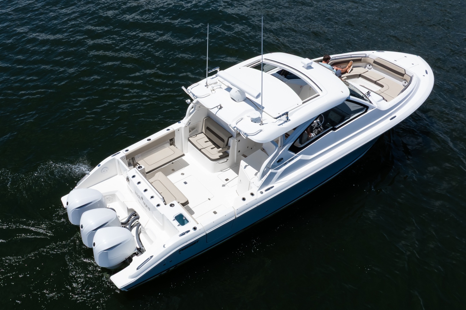 Pursuit 37 - Irish Ayes - Profile