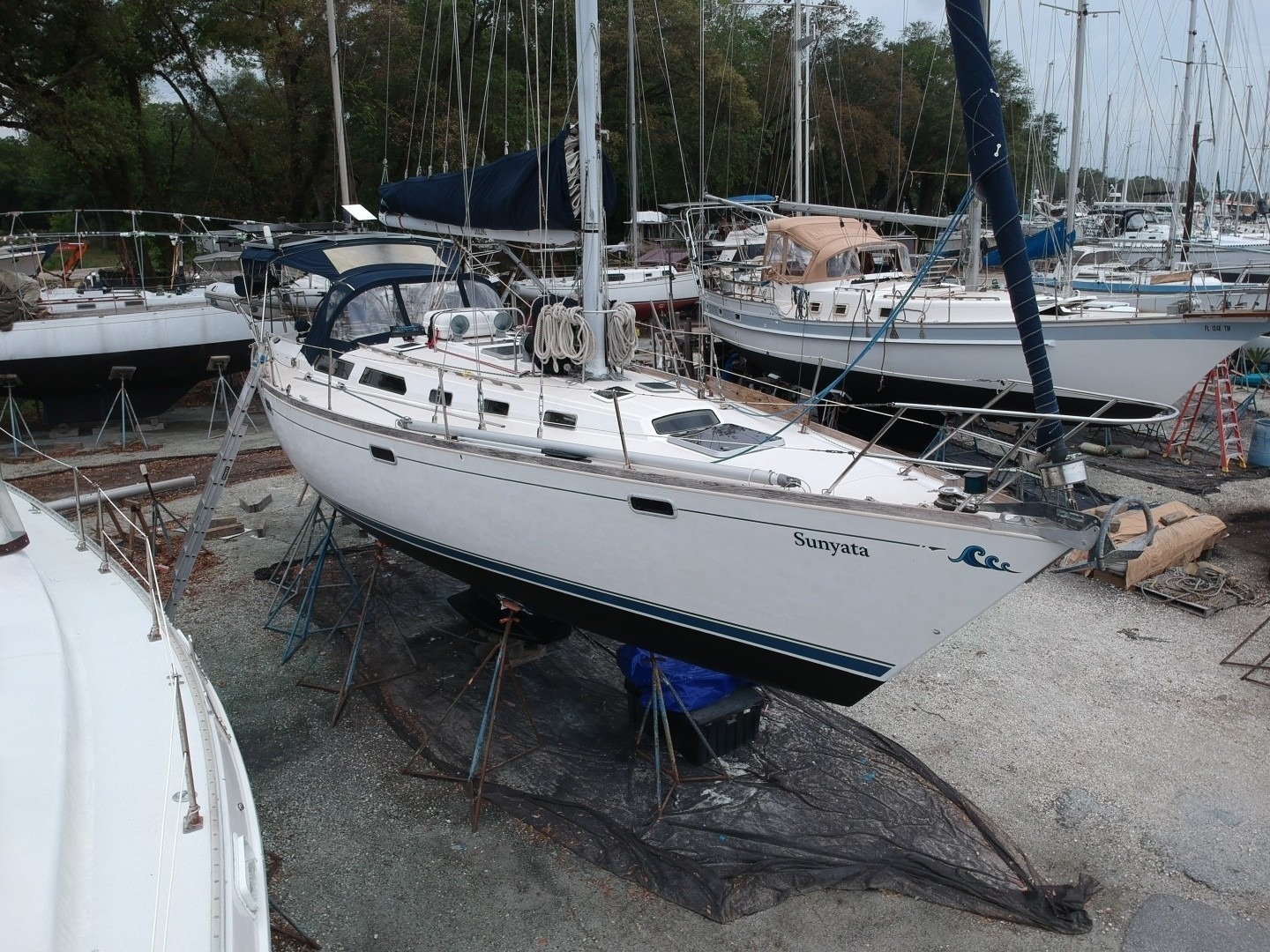 SUNYATA 42ft Sabre Yacht For Sale